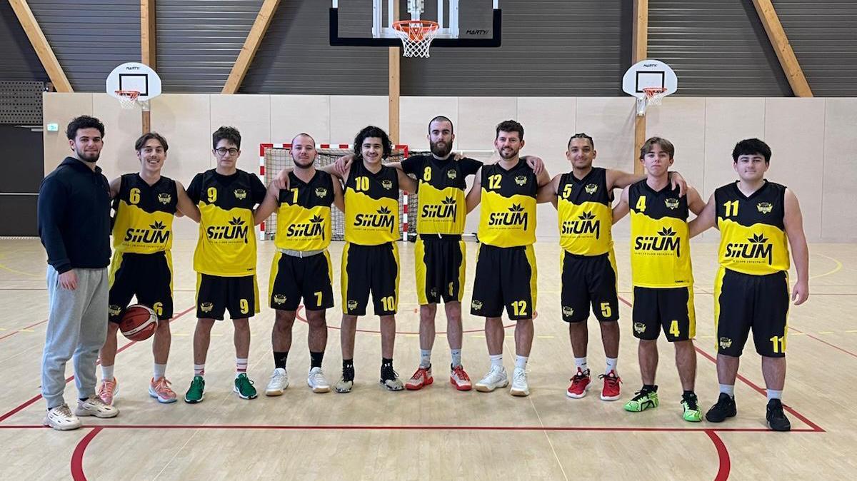 Equipe DM4 du club HSBC